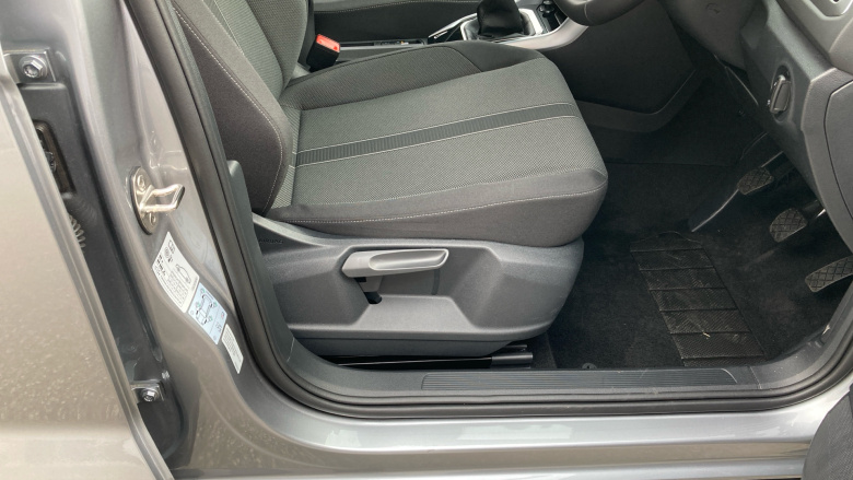 Volkswagen T-Roc 1.0 TSI 115 Match 5dr Petrol Hatchback